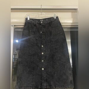 Jean Black Button-Front Midi Skirt